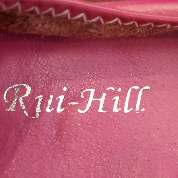 Woman's Mocasines - Picture 10 of 10